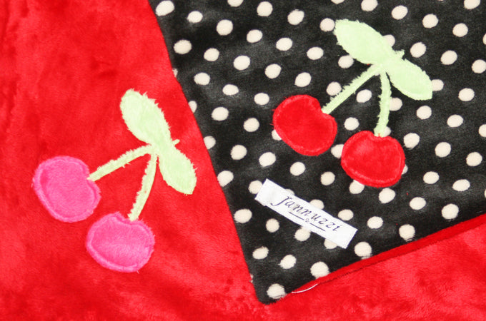 Red and white polka dot online blanket